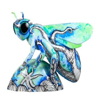 Bee from the Ocean