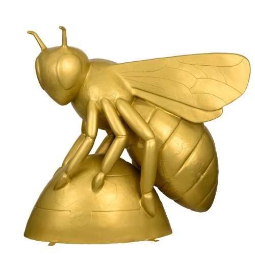 Bee in the Detail (Pī i te Iti)